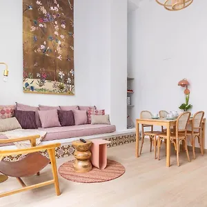  Apartamento Pop Art Historia De Conde Negro Con Patio Privado España